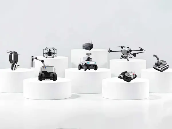Tianjin Weide Aviation pogłębia współpracę, realizując wiele praktycznych projektów dotyczących podwozi gąsienicowych/kołowych i robotów do wspinania się po ścianach